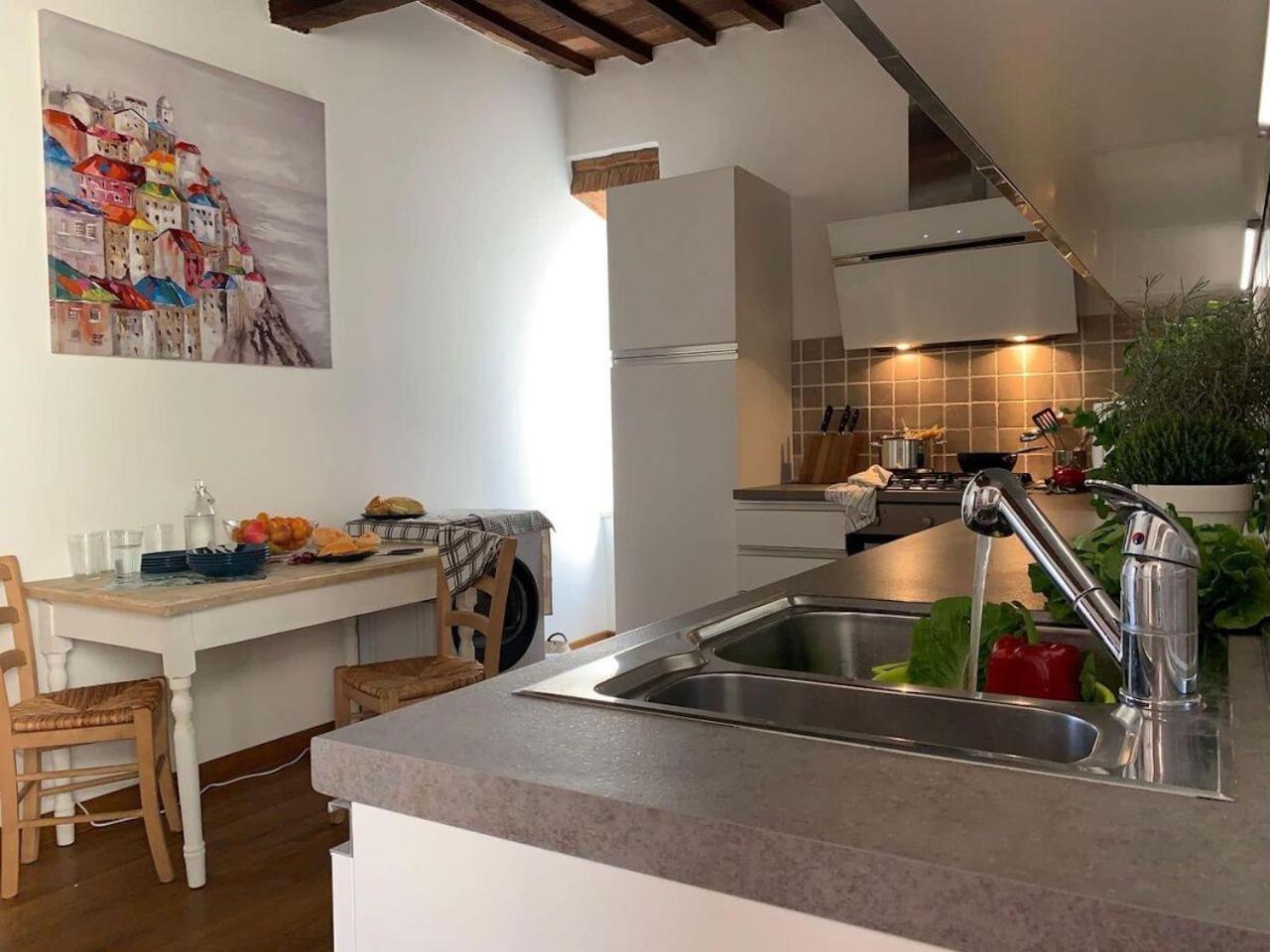 The 4 Senses Experience Villa Suvereto Luaran gambar